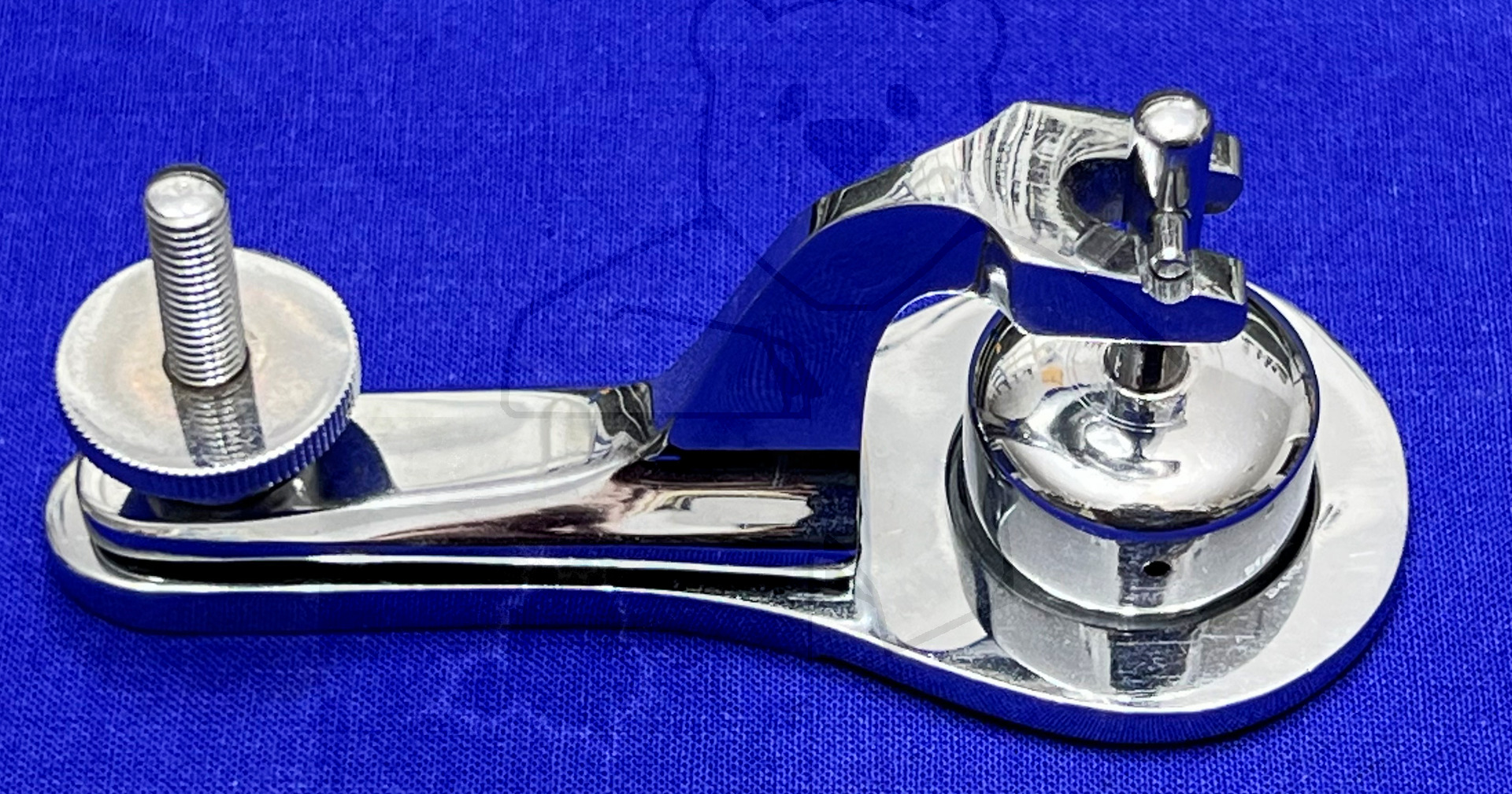 Gomco-Clamp, Seitliche Ansicht